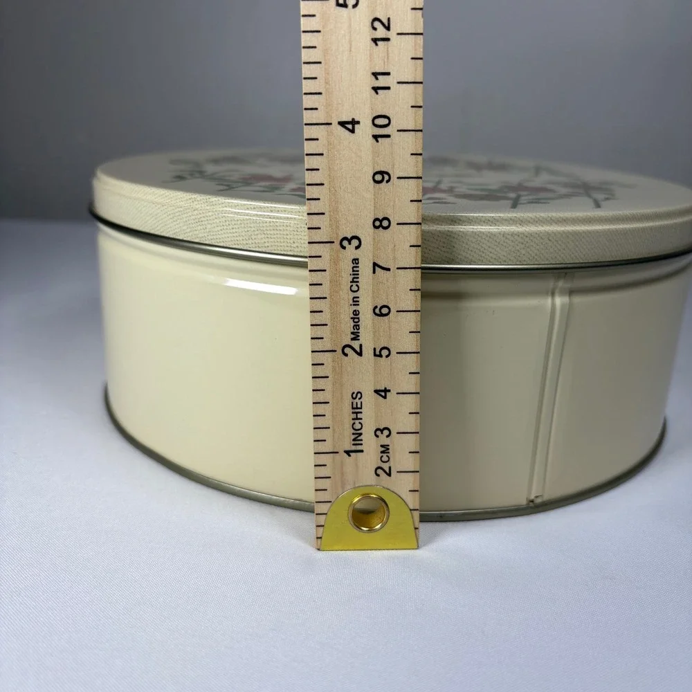 Vintage DeLuxe Round‎ Floral Cross Stitch Pattern Metal Cookie Tin Storage Box